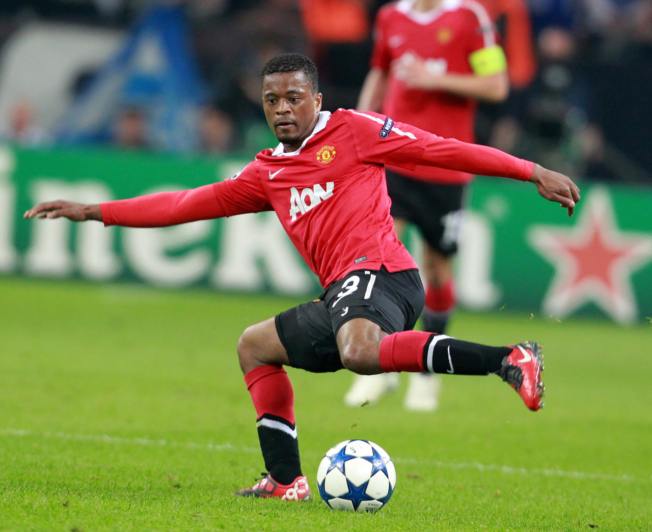 海军蓝和金 海军蓝和金